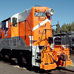 WP GP7 707 at WPRM