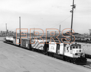 WP_BC_Train_OaklandCA-04_Henry_Brueckman_thumbnail.jpg