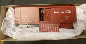 D_and_RGW_Car_300x155.jpg
